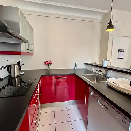 Commerce Tour Eiffel Apartment Paris